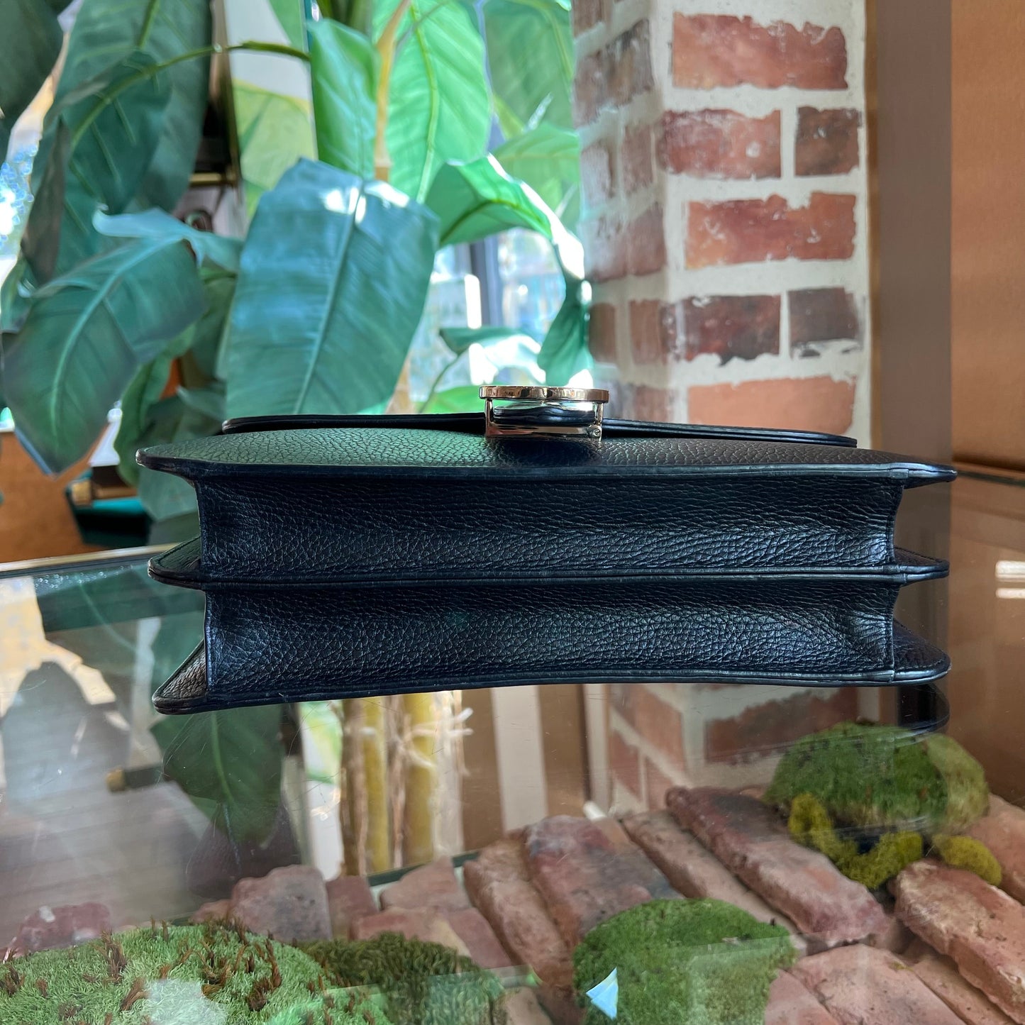 GUCCI Interlocking G Black Dollar Calfskin Shoulder Bag