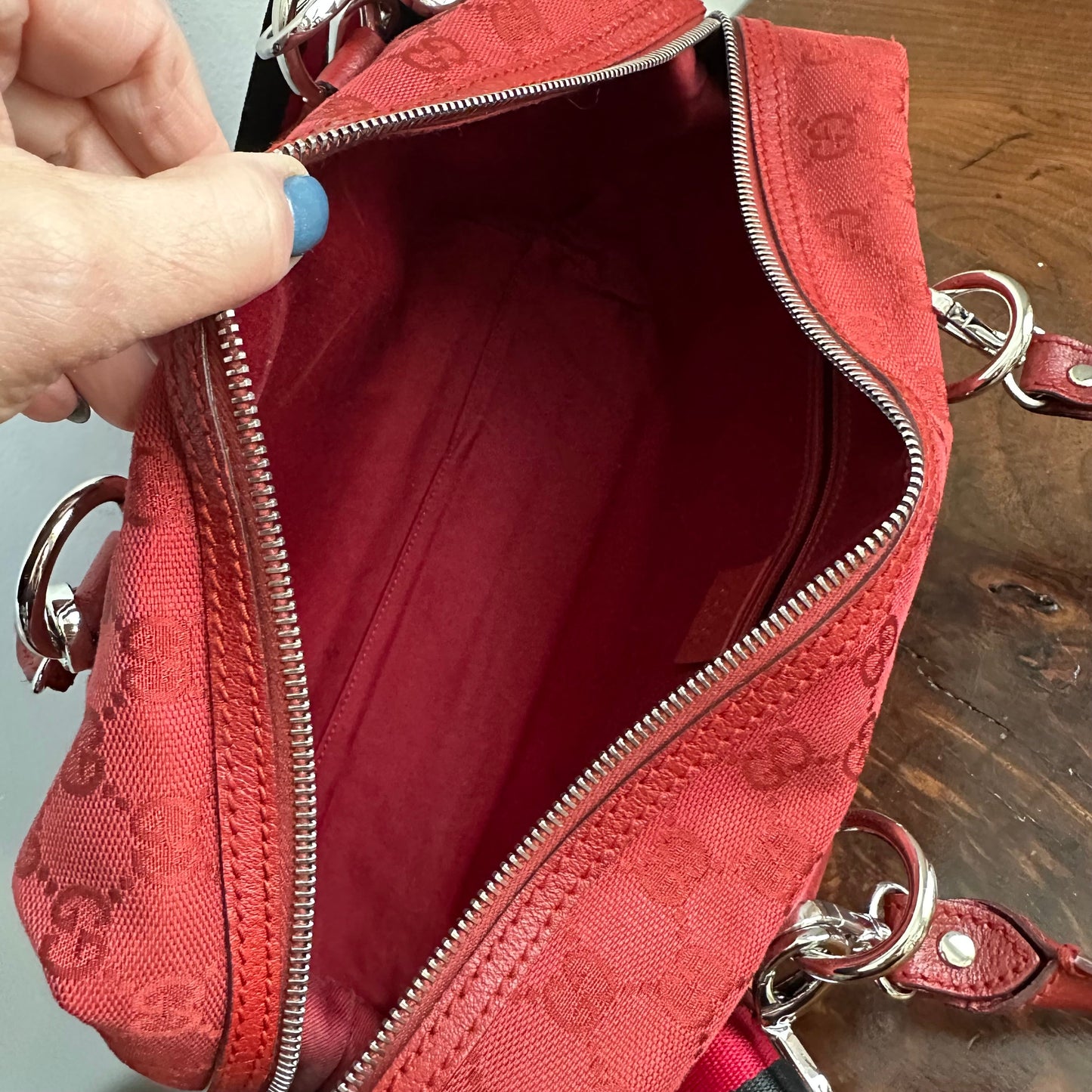 The Full Falcon Crossbody/Handbag - Orvis bags Gucci in Red Canvas