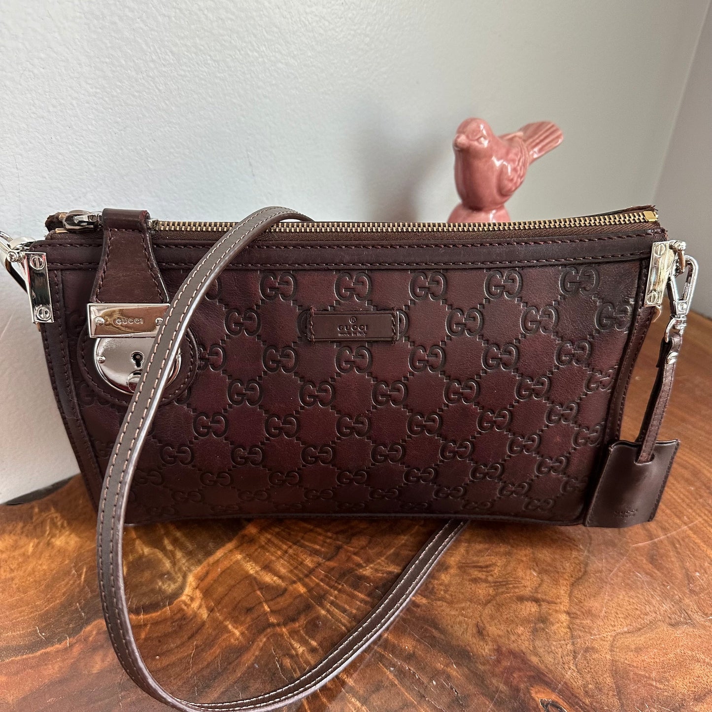 The Junco -Orvis bags Gucci Guccissima Crossbody Bag in Brown