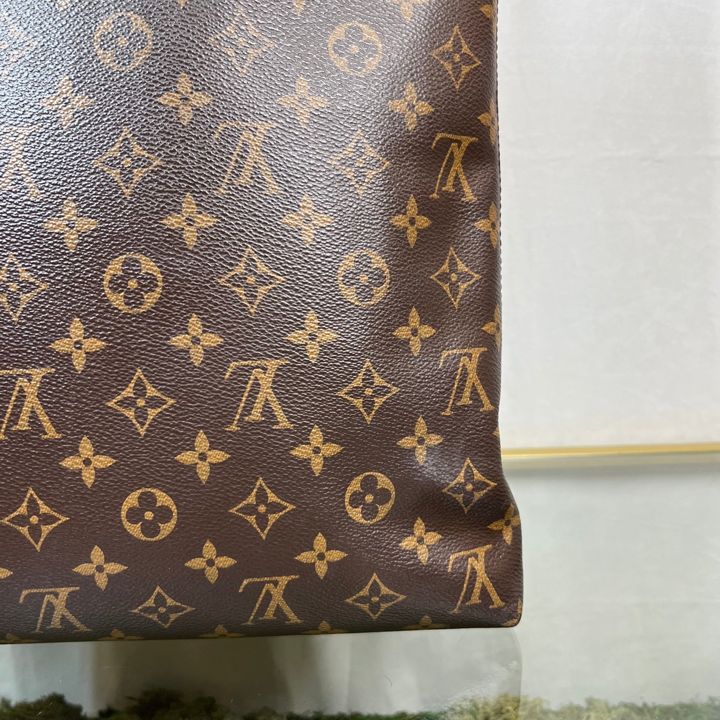 LOUIS VUITTON Carry It Monogram Tote