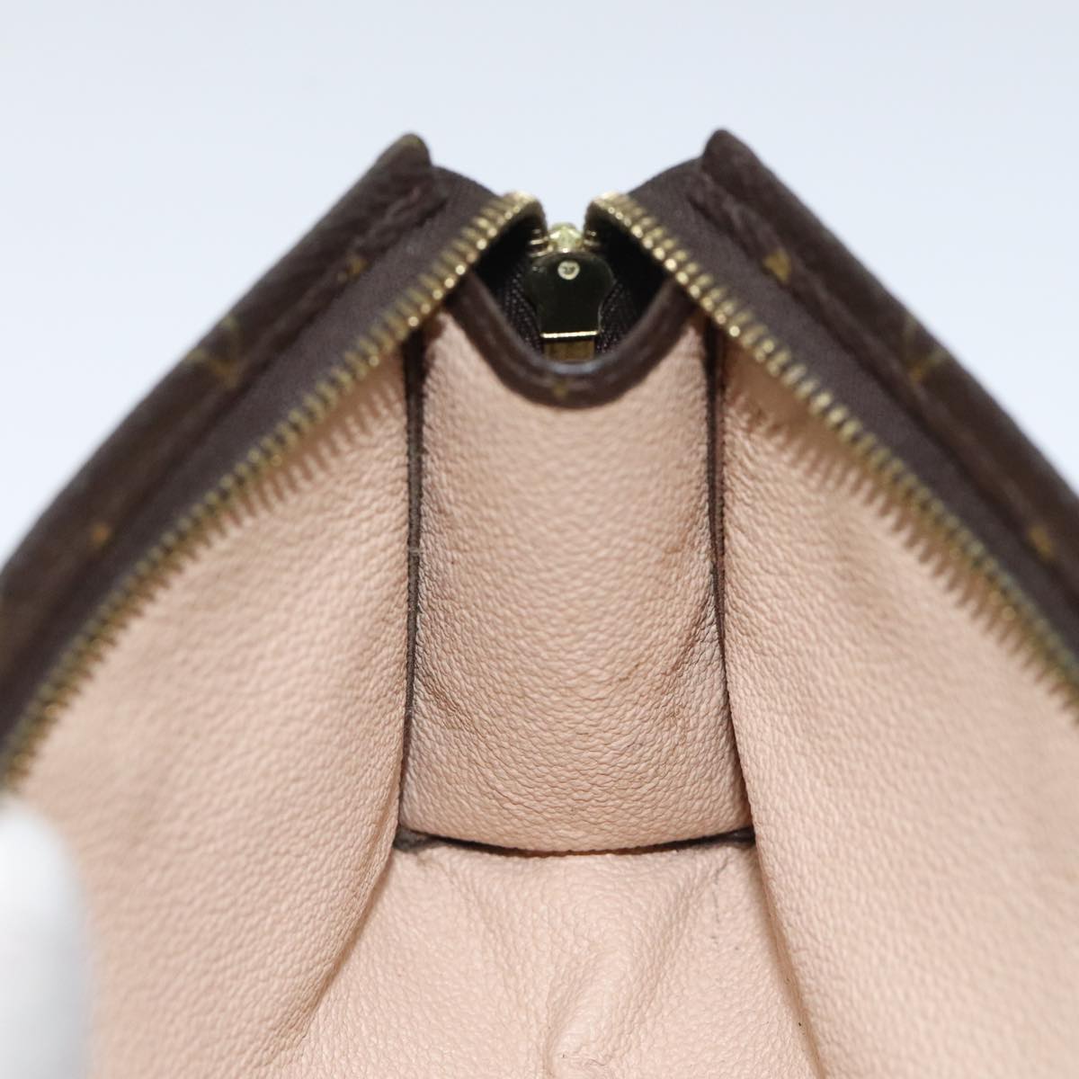 Louis Vuitton Poche Toilette 15 Brown Canvas Clutch Bag