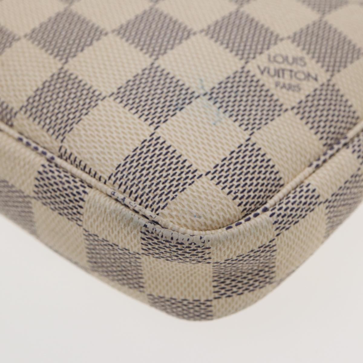 Louis Vuitton Pochette Accessoires White Canvas Clutch Bag