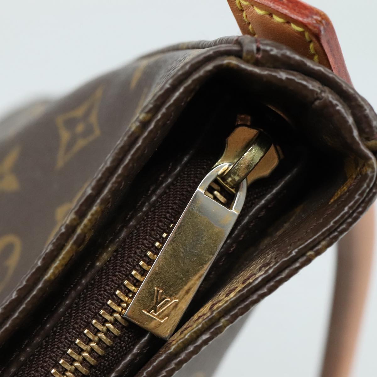 Louis Vuitton Looping Gm Brown Canvas Shoulder Bag