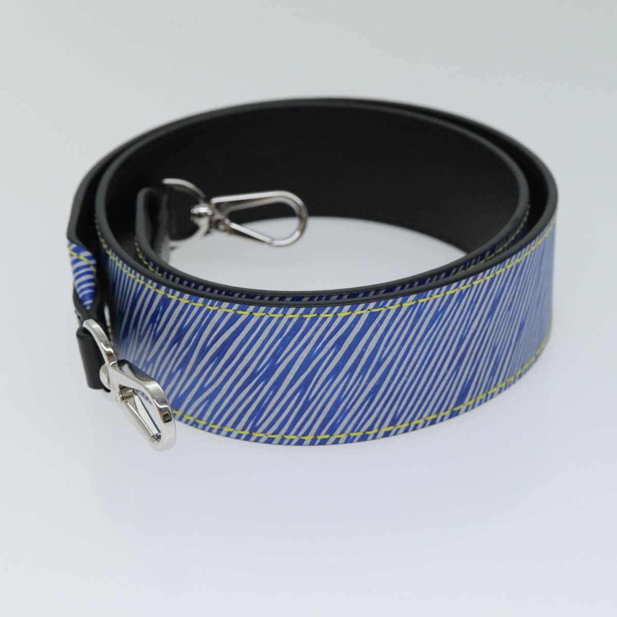 Louis Vuitton Bandoulière De Sac Blue Leather Bag Jewelry