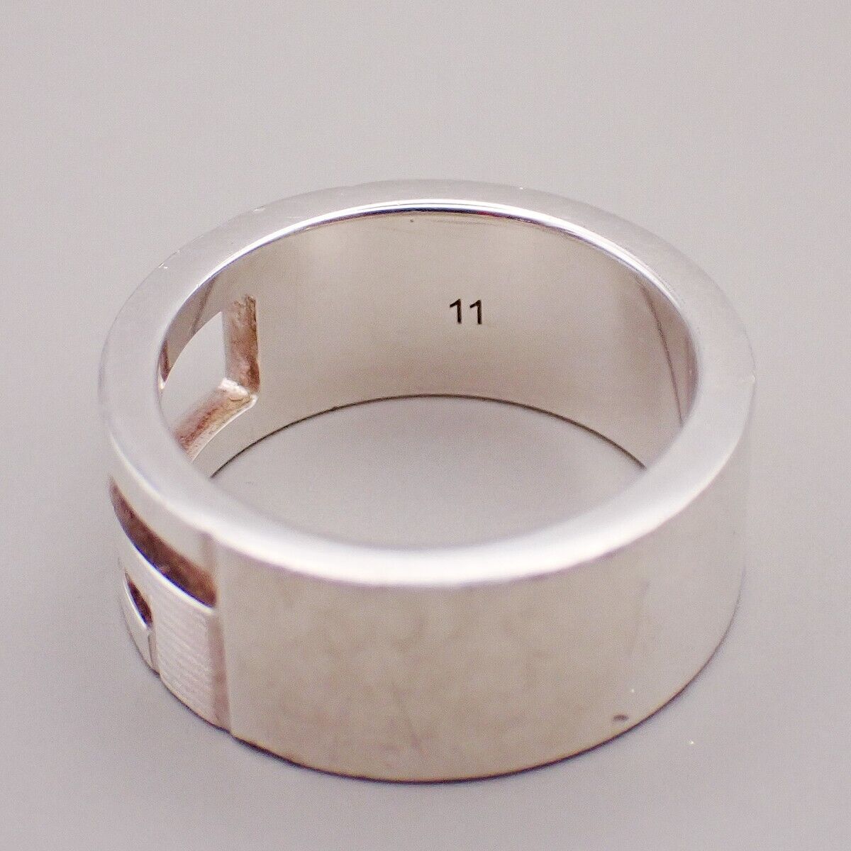 Gucci Logo Silver Silver Bracelet Jewelry