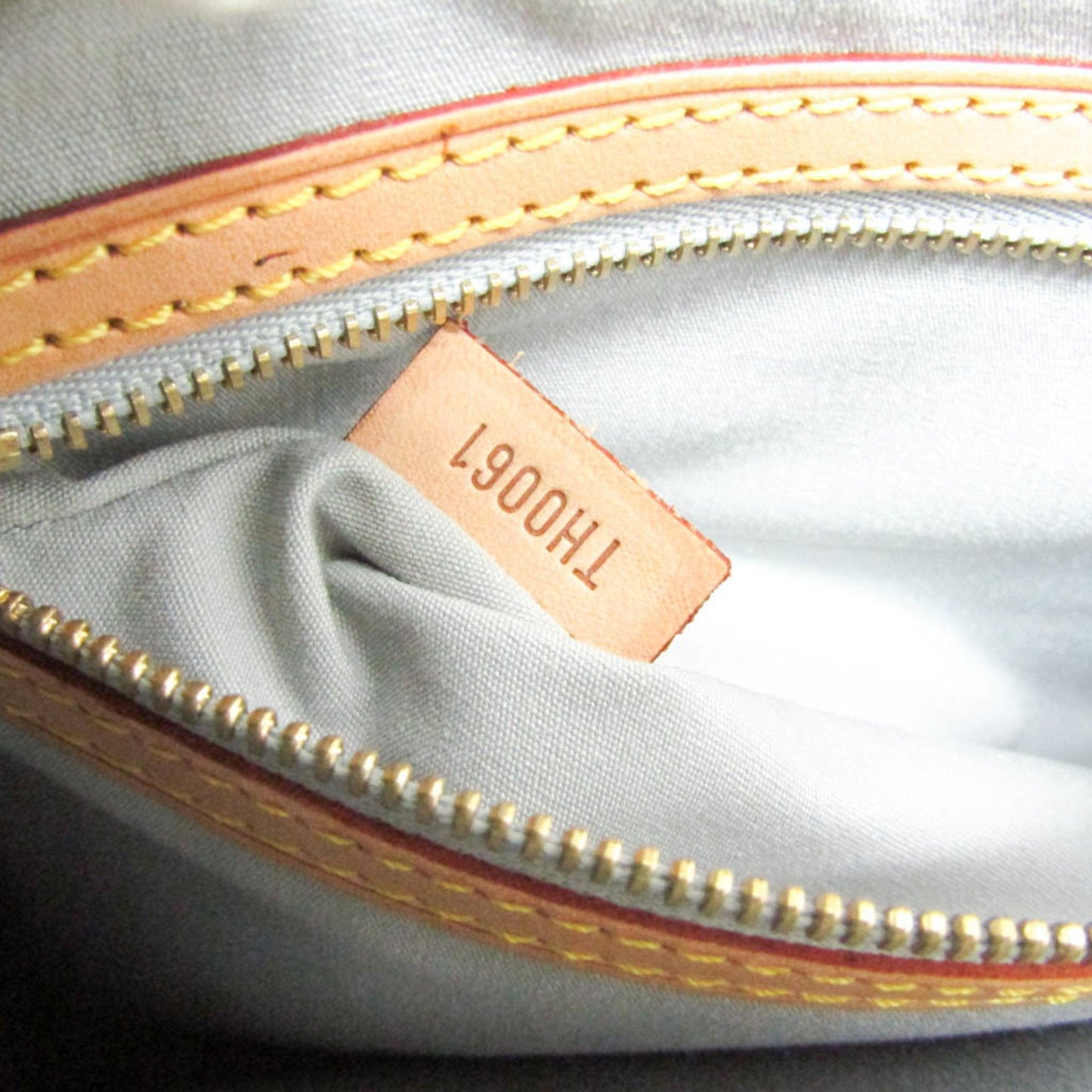 Louis Vuitton Reade Green Patent Leather Tote Bag