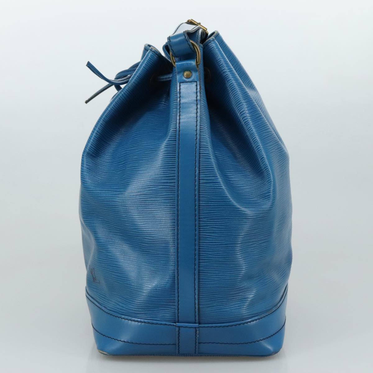 Louis Vuitton Noe Blue Leather Shoulder Bag