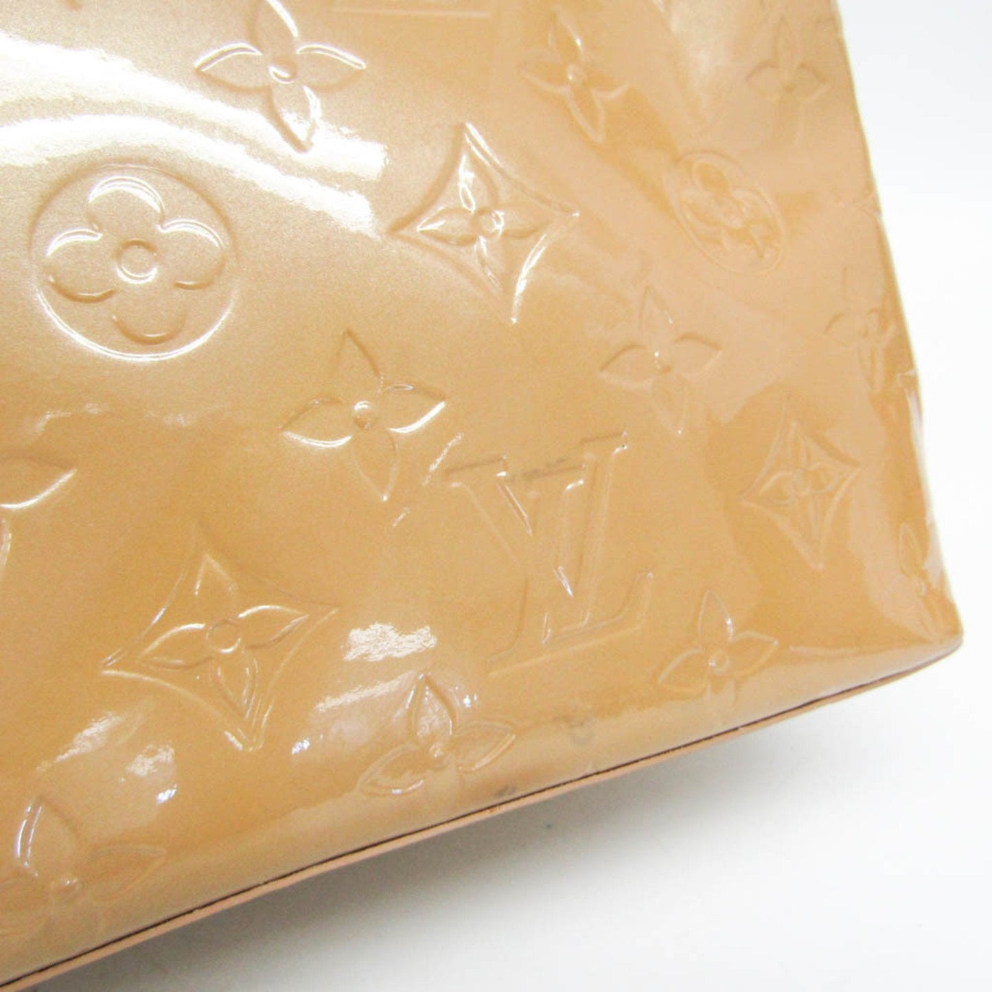 Louis Vuitton Reade Beige Patent Leather Handbag