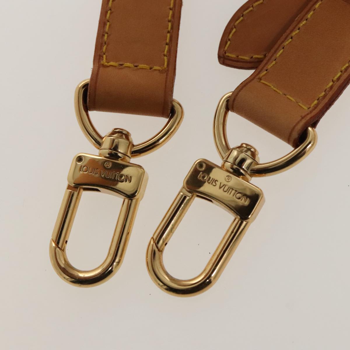 Louis Vuitton Shoulder Strap Beige Leather Bag Jewelry