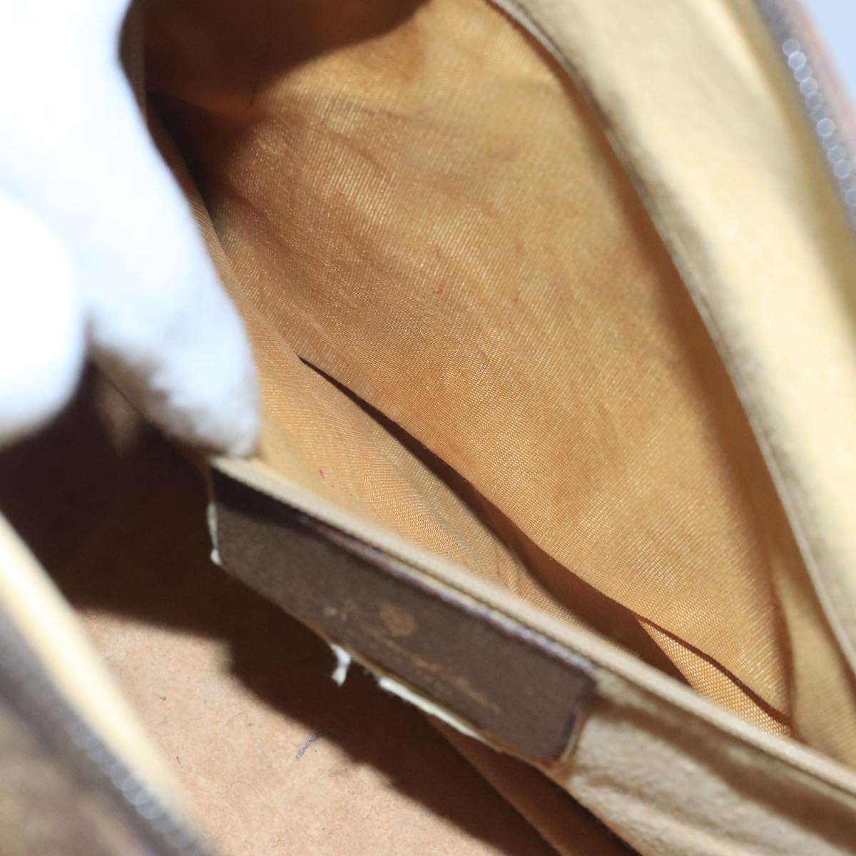 Gucci Gg Supreme Beige Canvas Travel Bag