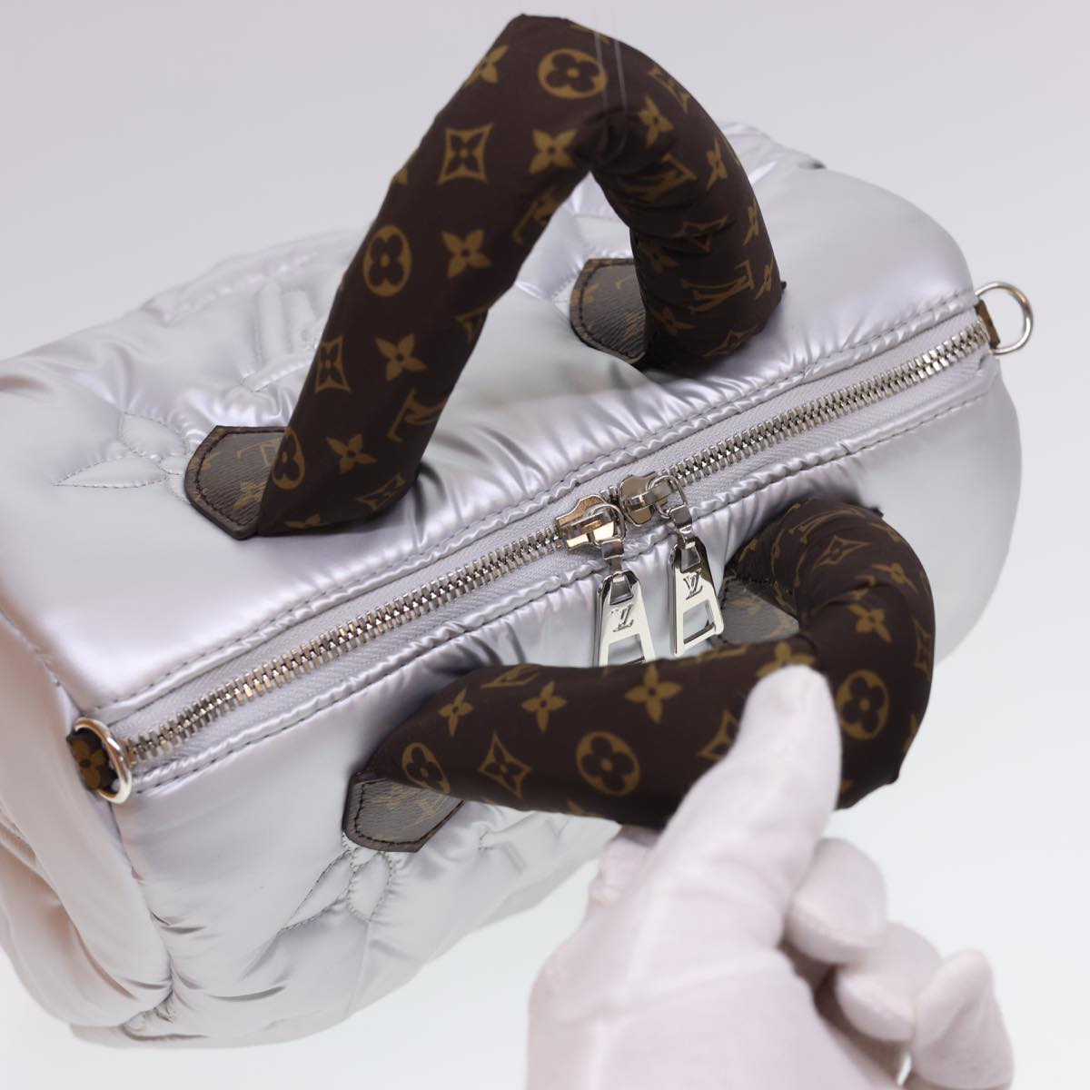 Louis Vuitton Speedy Bandoulière 25 Silver Synthetic Shoulder Bag