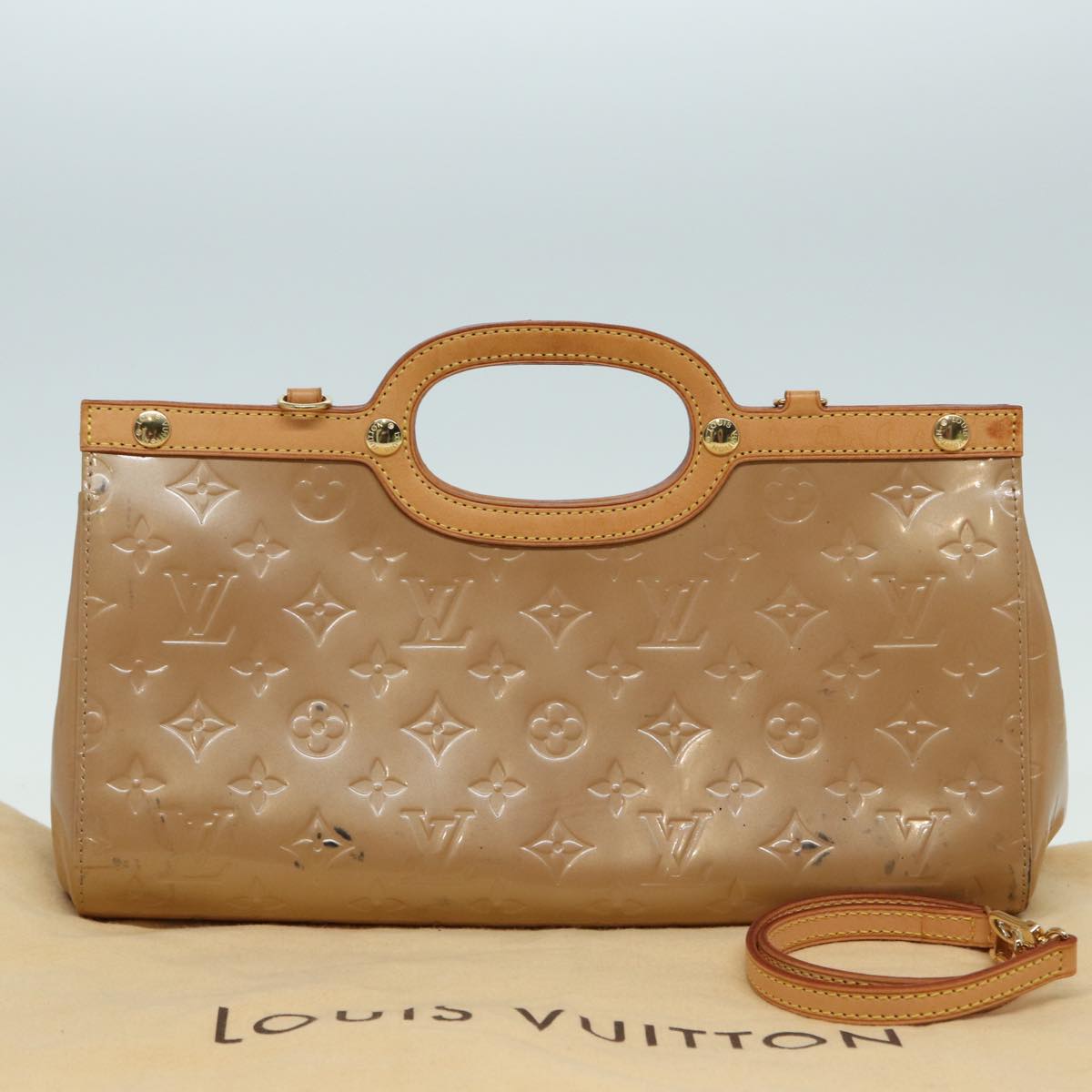 Louis Vuitton Roxbury Beige Patent Leather Handbag