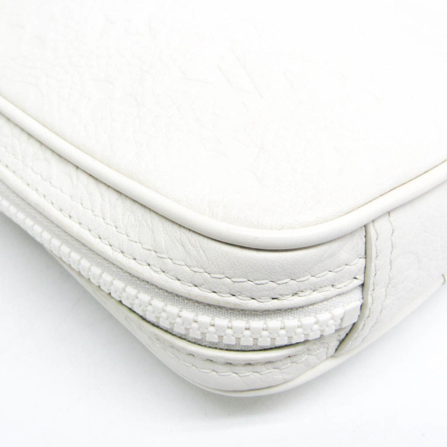 Louis Vuitton Utility Side White Leather Shoulder Bag