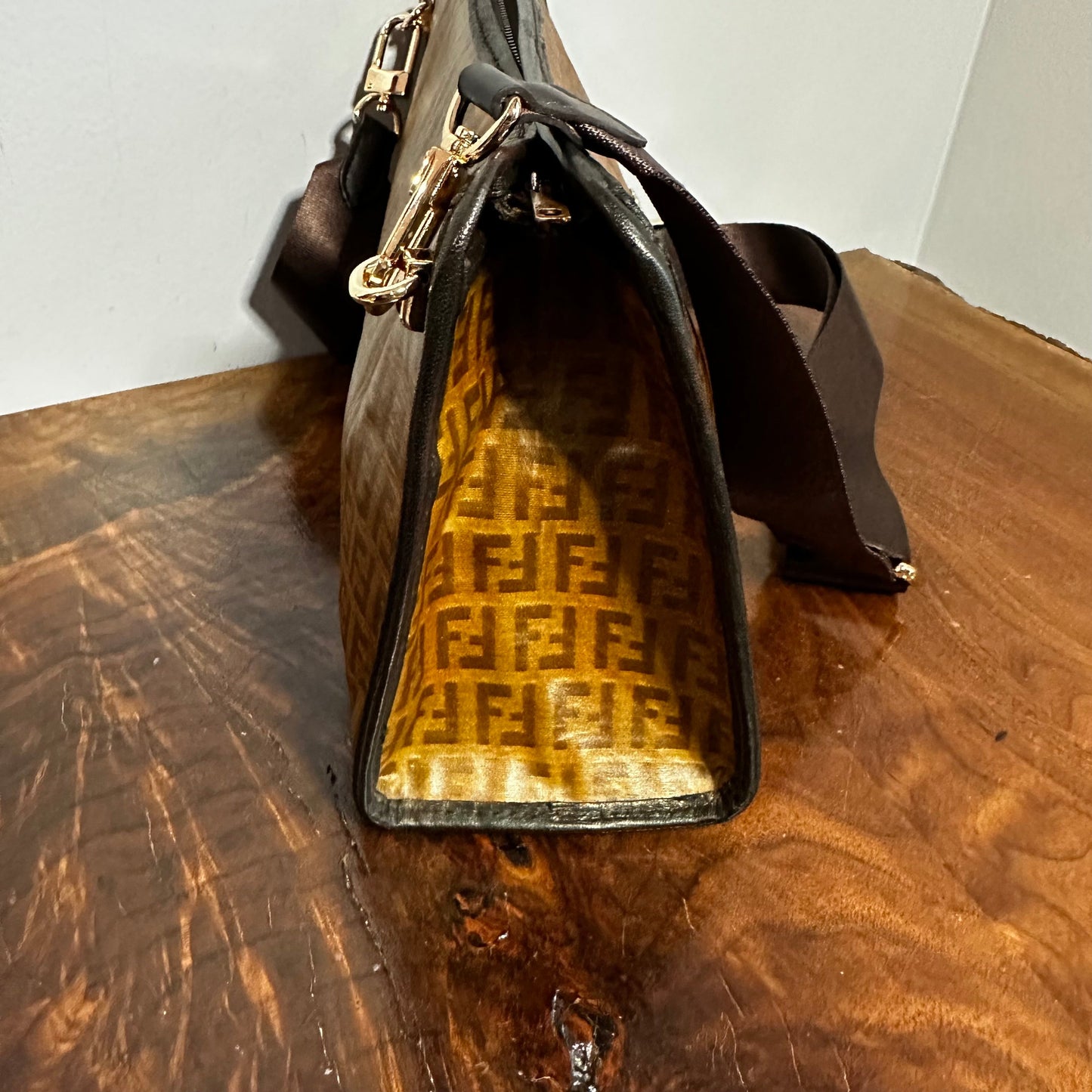 The Swan Crossbody -Orvis bags Fendi in Brown
