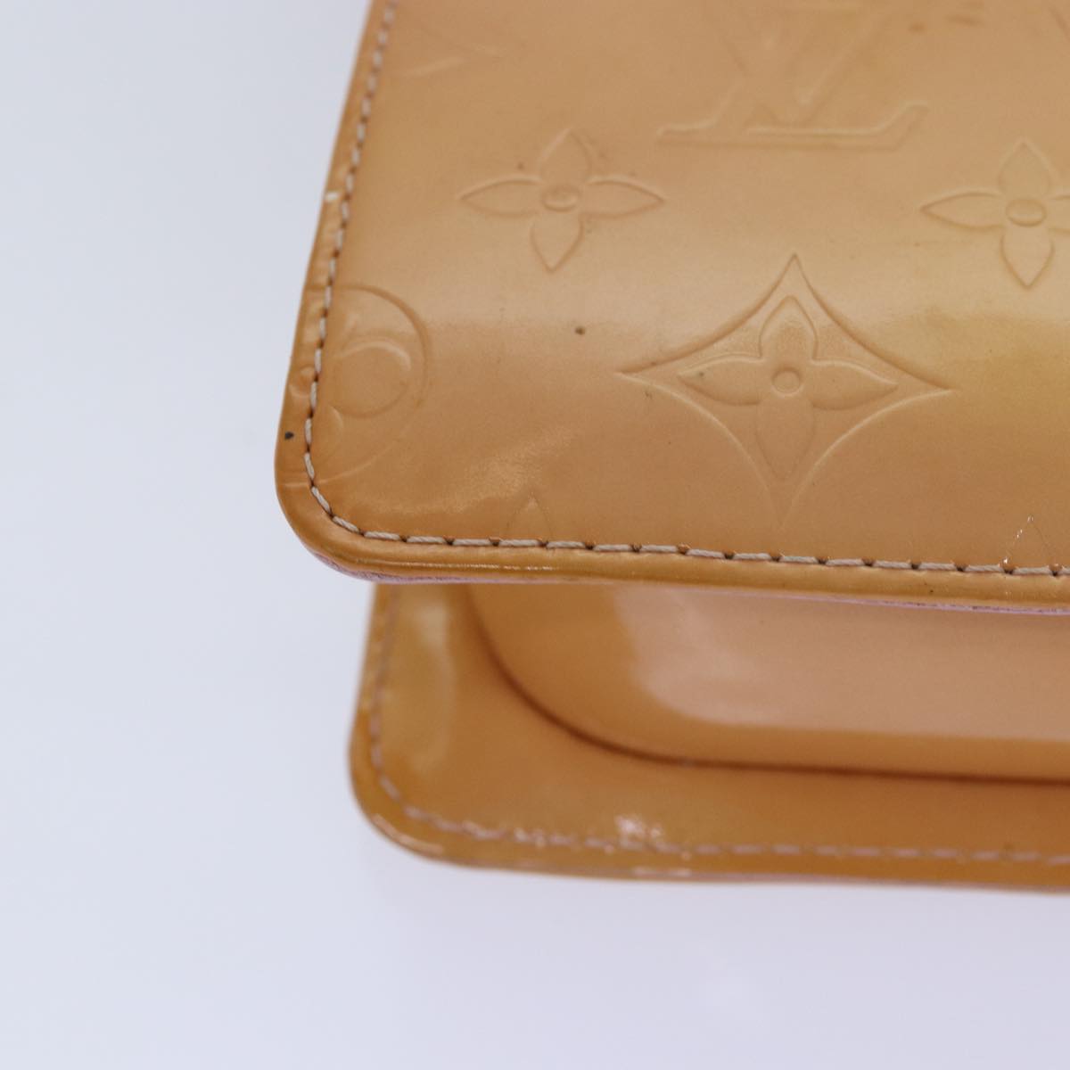 Louis Vuitton Mott Beige Patent Leather Clutch Bag