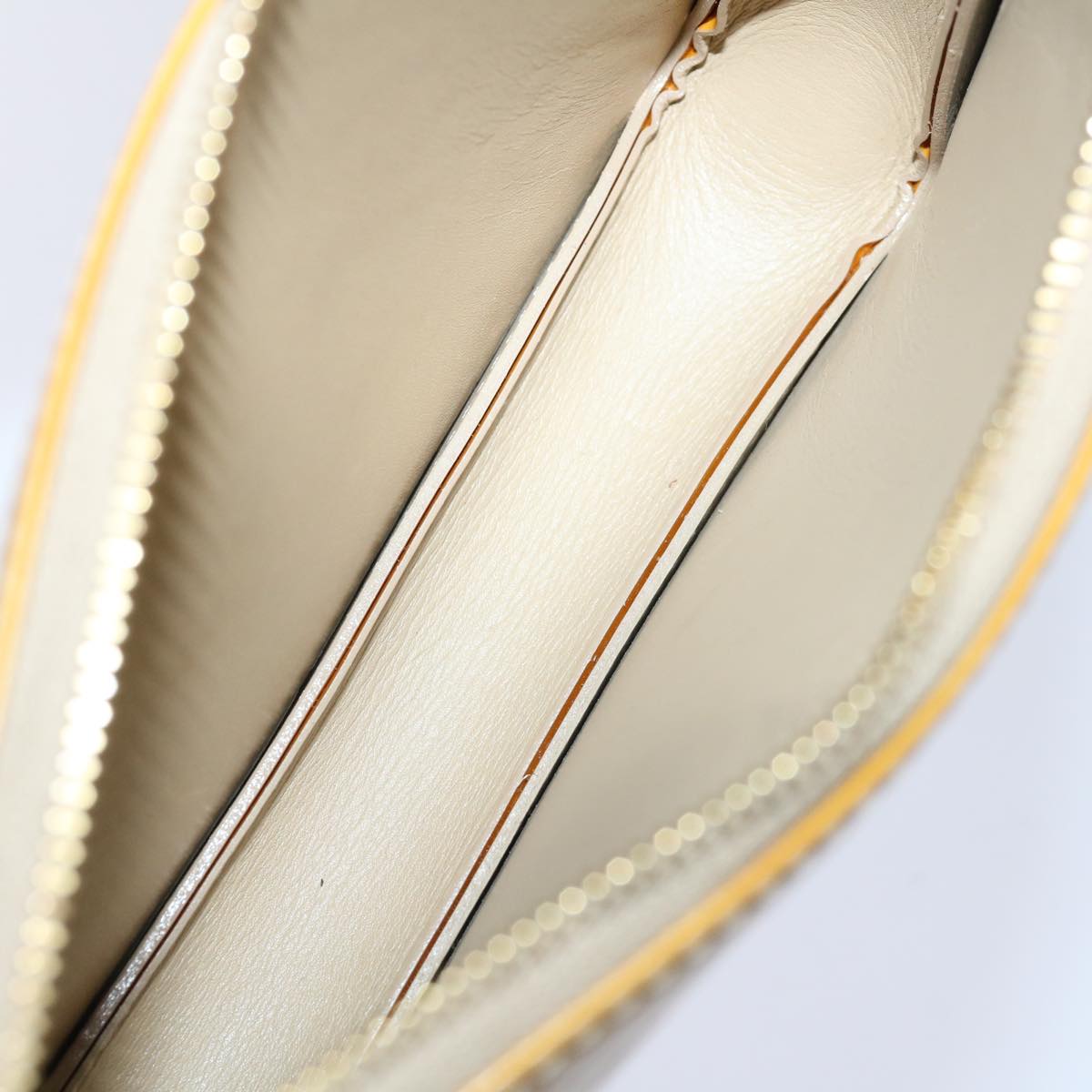 Louis Vuitton Lexington Beige Patent Leather Clutch Bag