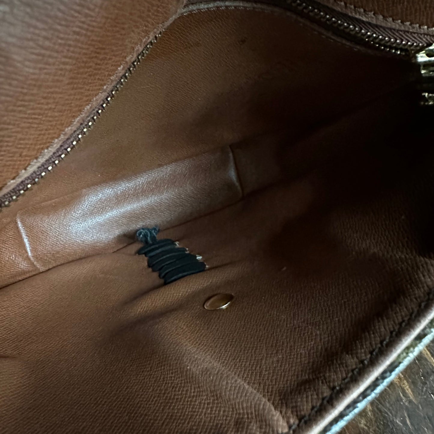 The Dove Crossbody -Orvis bags Monogram LV in Black