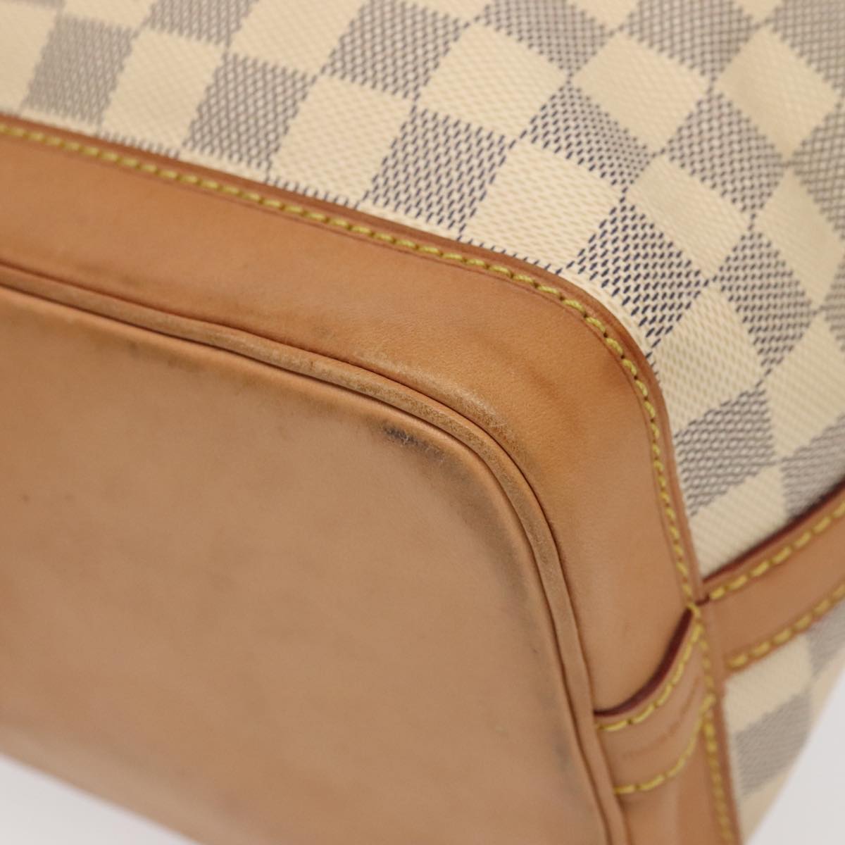 Louis Vuitton Noé Bb White Canvas Shoulder Bag