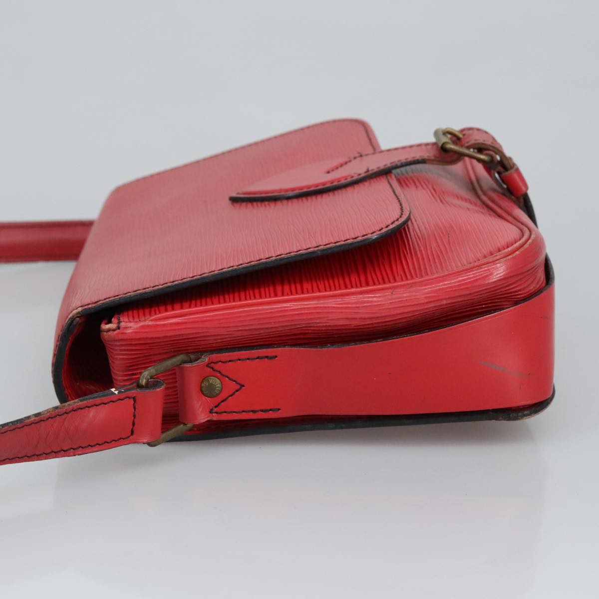 Louis Vuitton Cartouchiere Red Leather Shoulder Bag