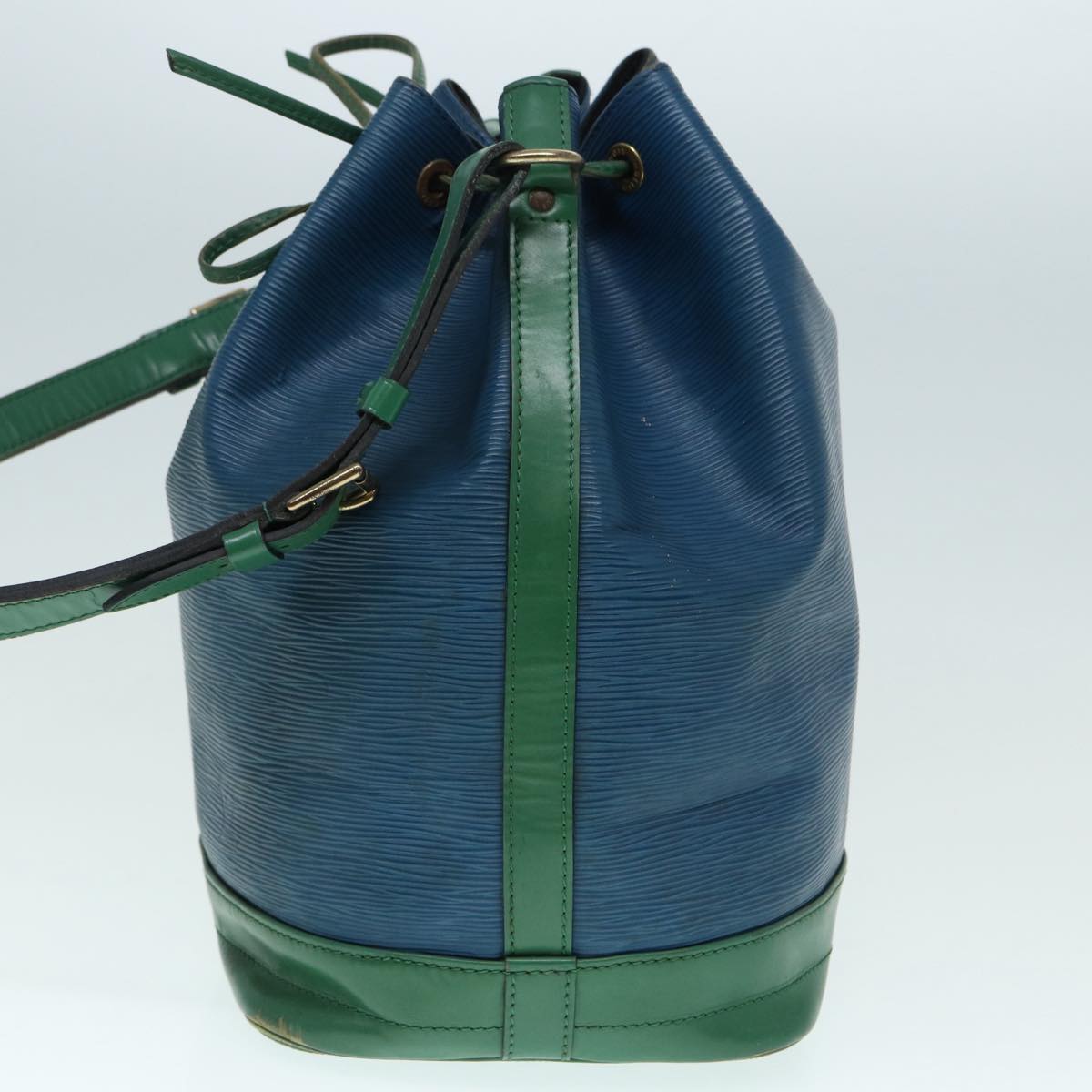 Louis Vuitton Noe Blue Leather Shoulder Bag