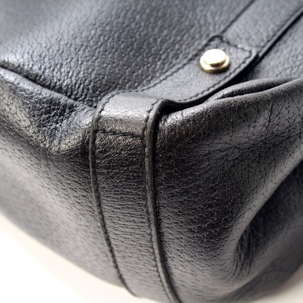 130736 Abbey Leather Tote Medium