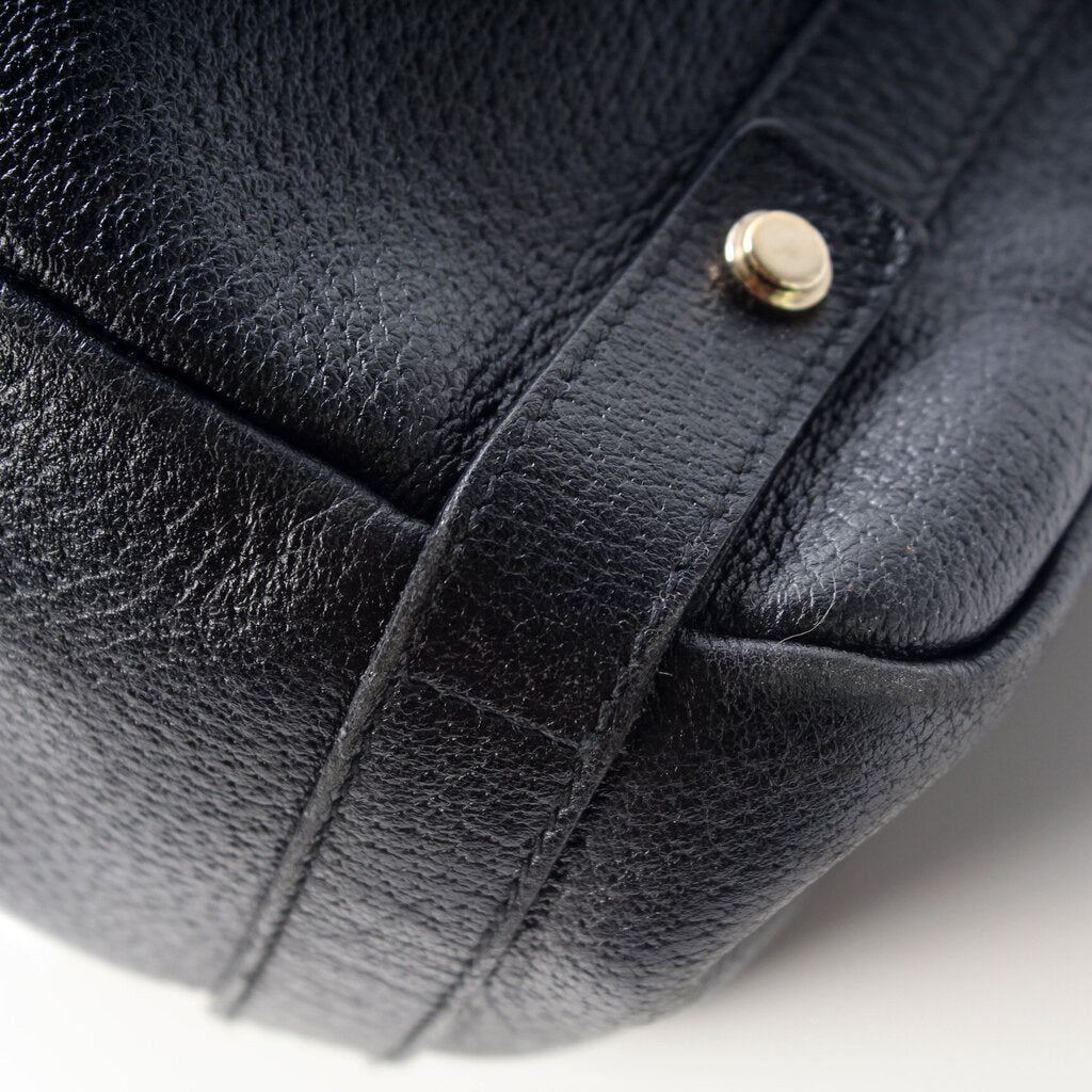 130736 Abbey Leather Tote Medium