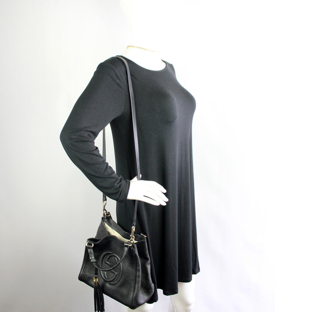 336751 Soho Leather Shoulder Bag