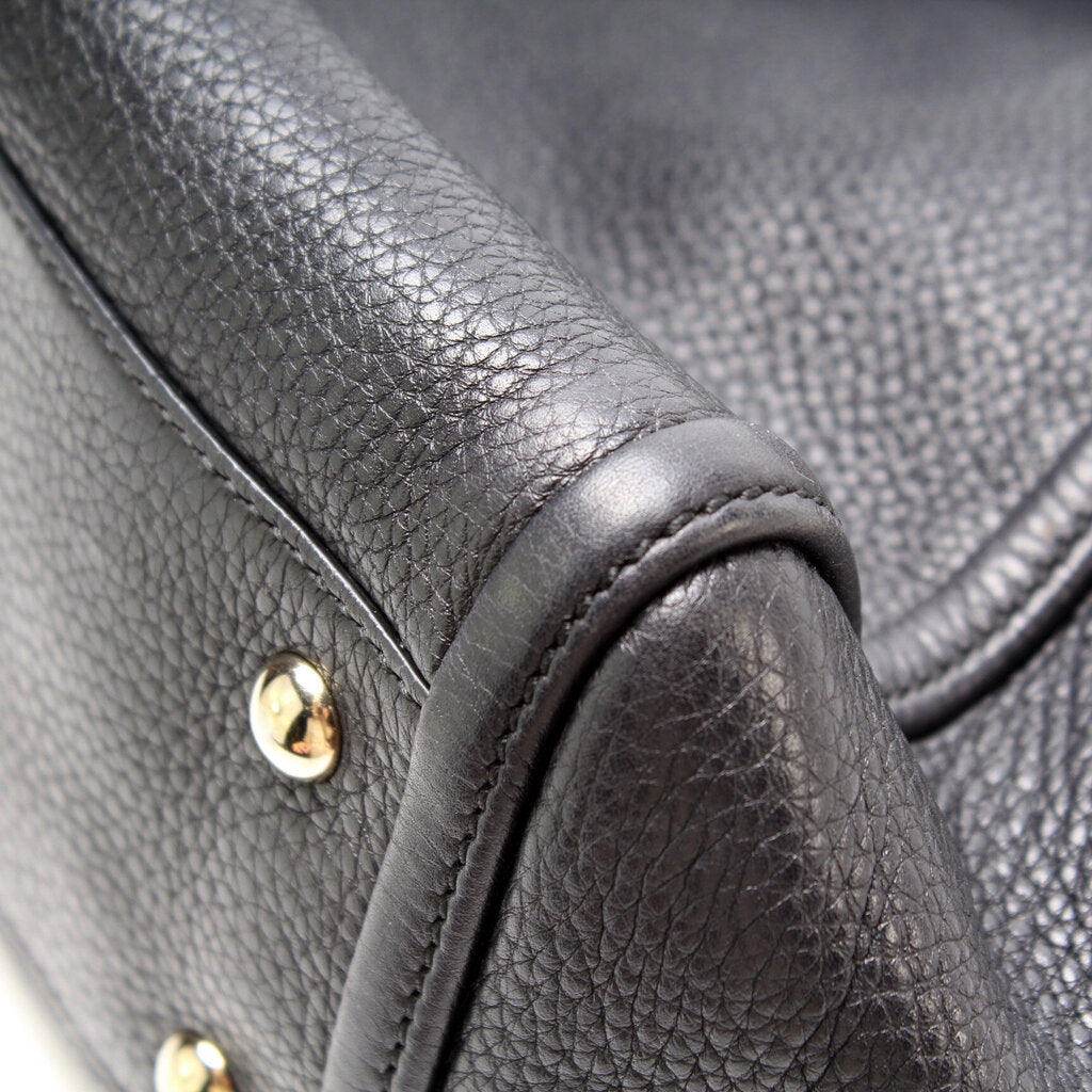 336751 Soho Leather Shoulder