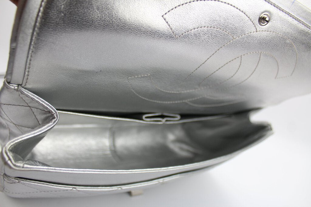 2.55 227 Silver Jumbo Classic flap 10-15M