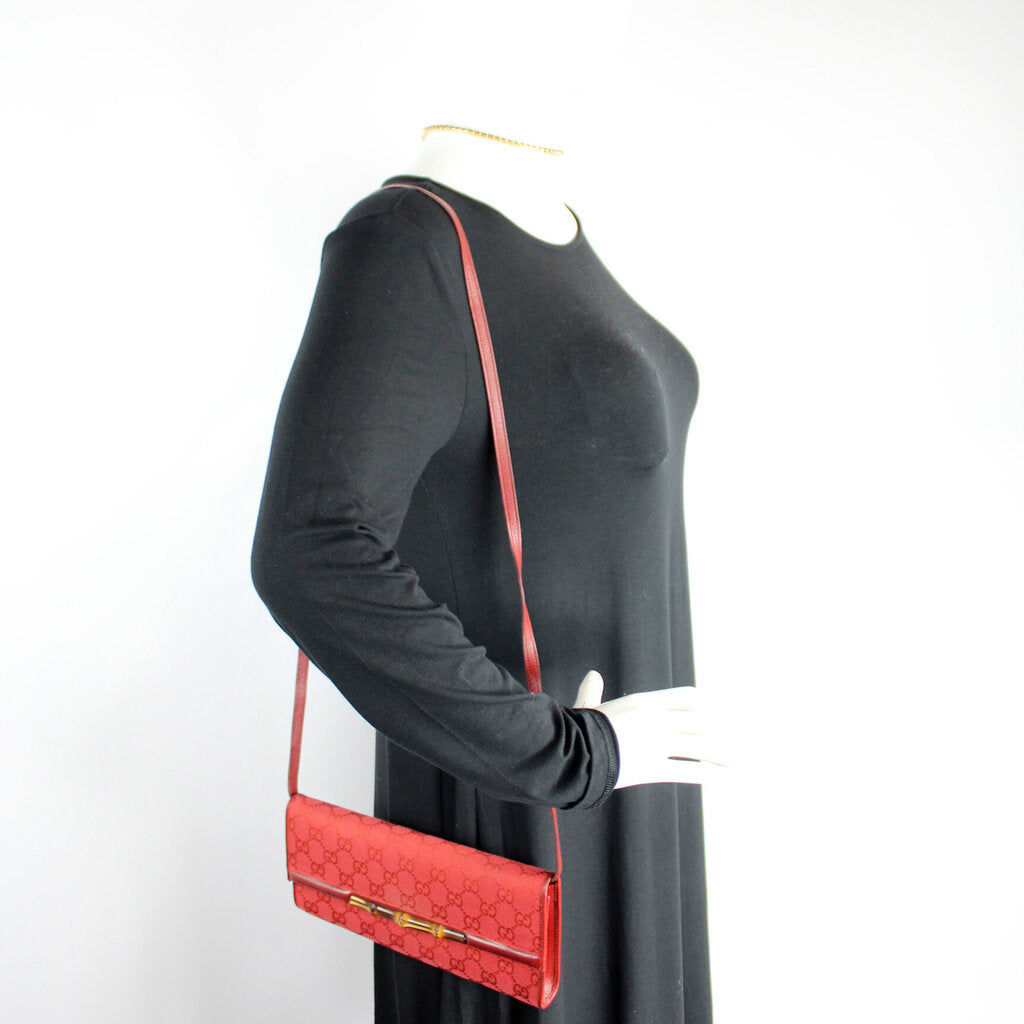 117594 Bamboo Clutch