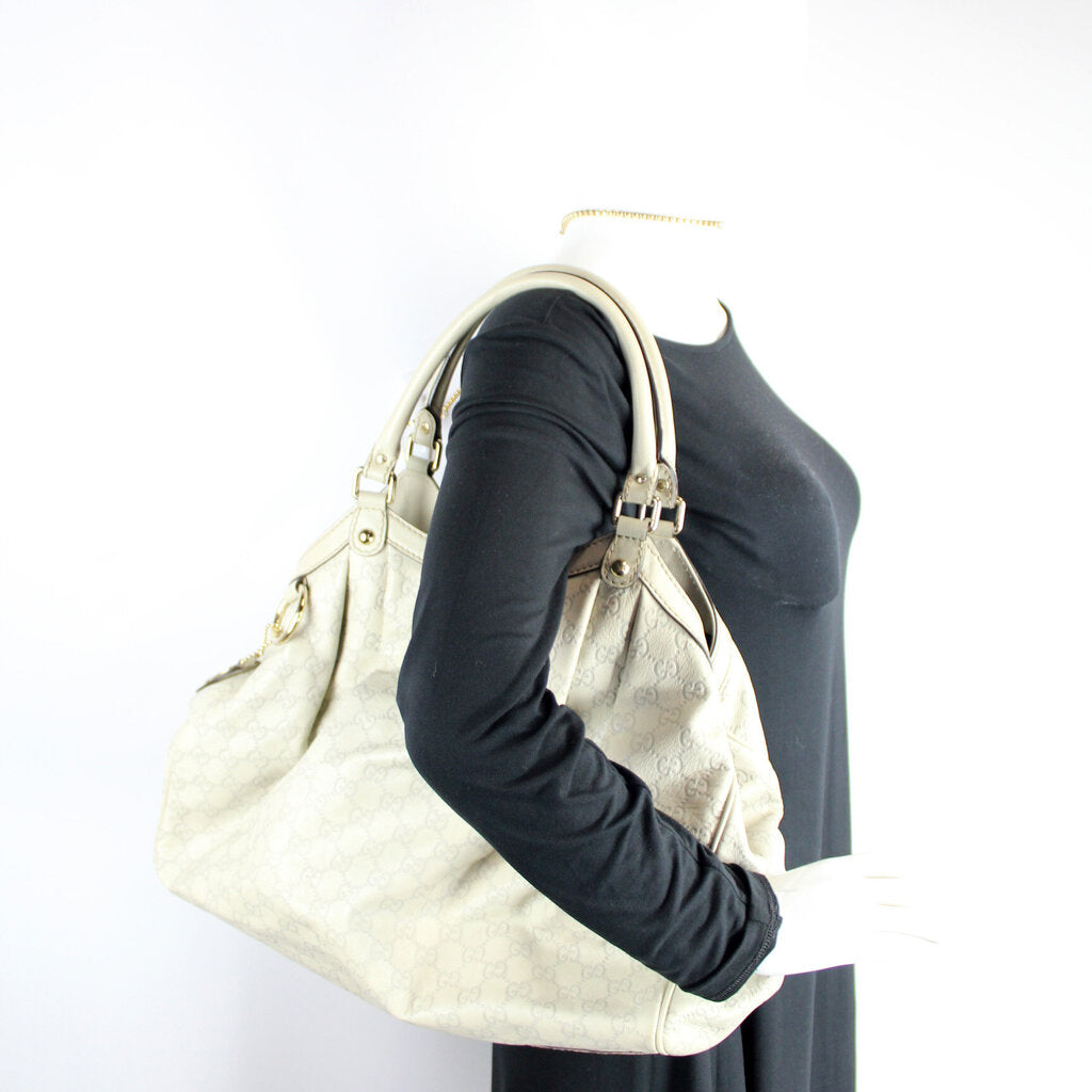 211944 Sukey GG Leather Medium