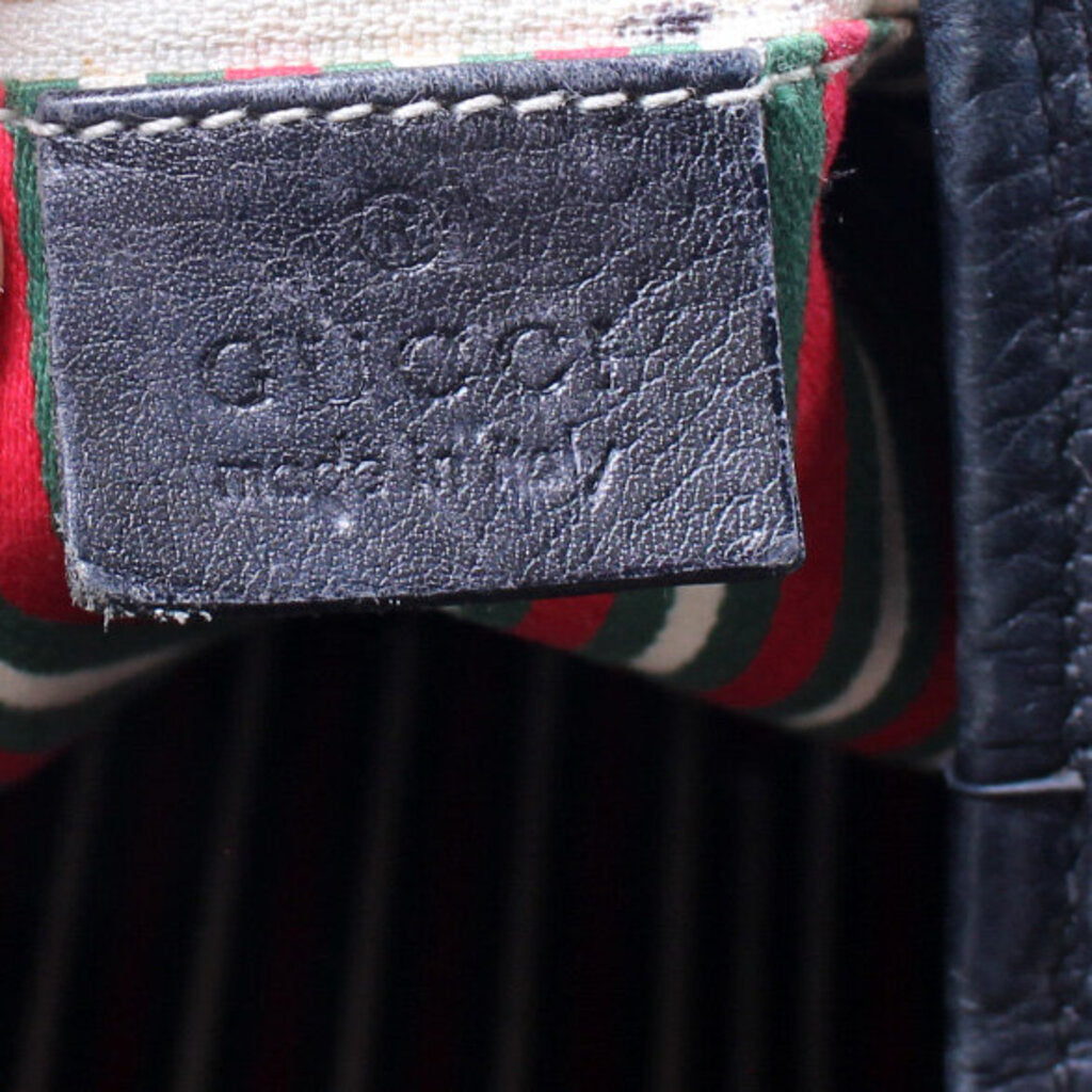 169947 Britt Shoulder Bag