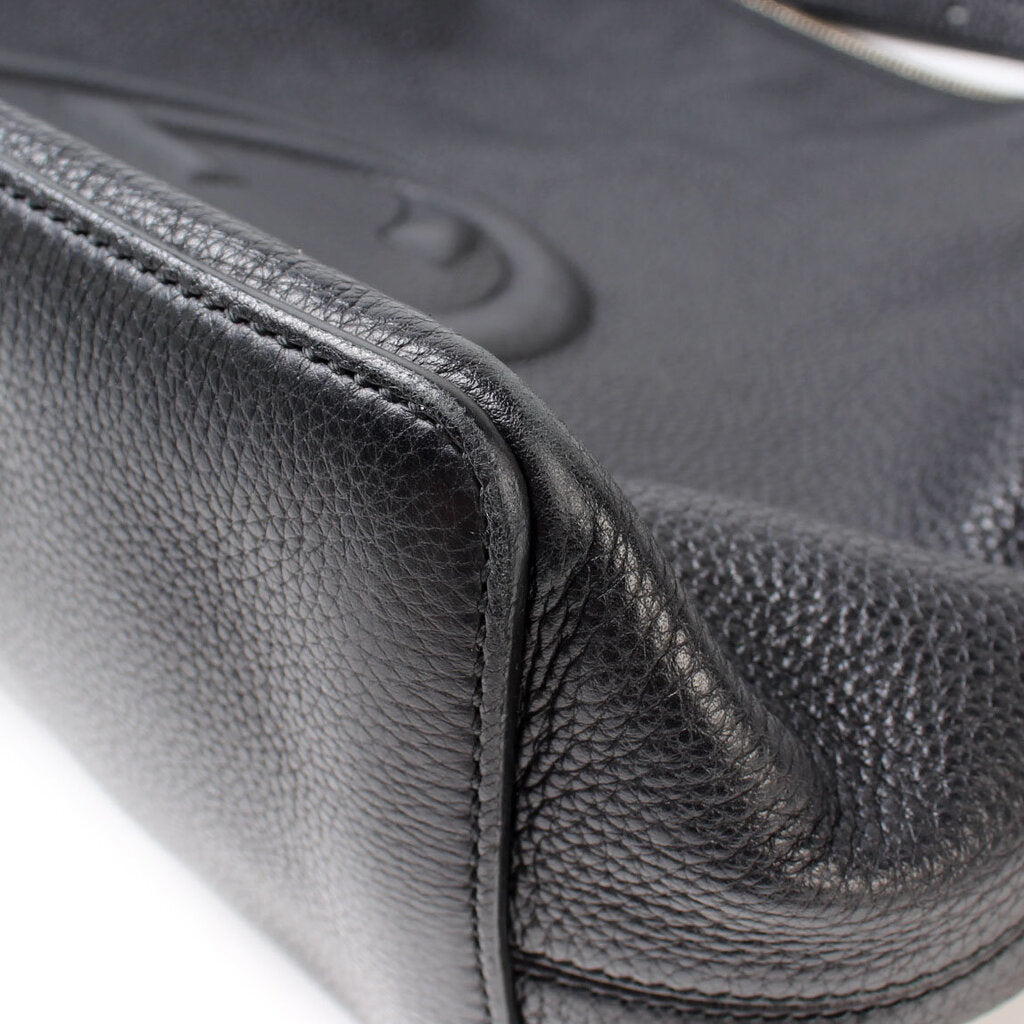 408825 Soho Shoulder Bag