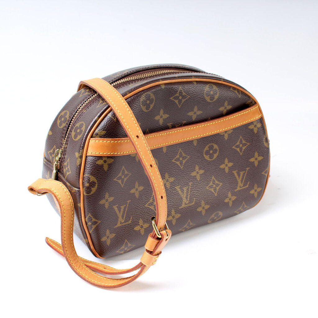 Blois Crossbody Monogram