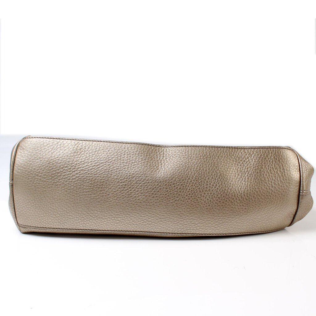 308982 Soho Leather Shoulder Medium