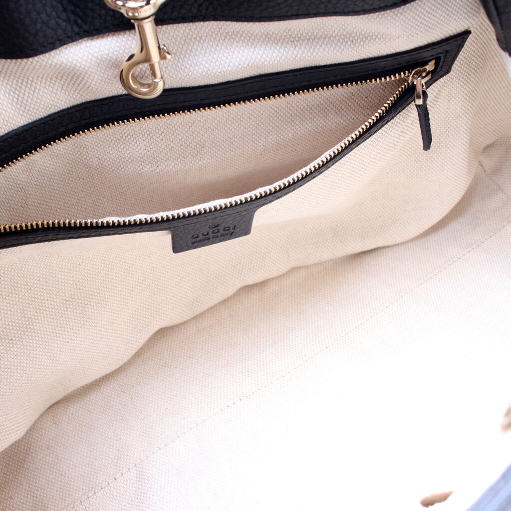 308982 Soho Leather Shoulder Med
