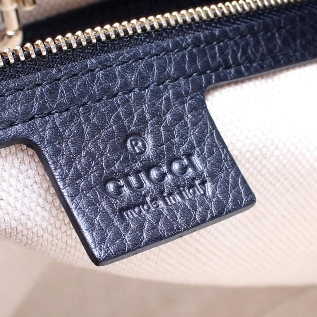 308982 Soho Leather Shoulder Med