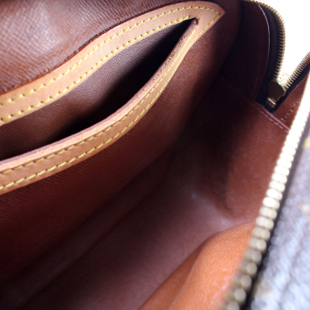 Blois Crossbody Monogram