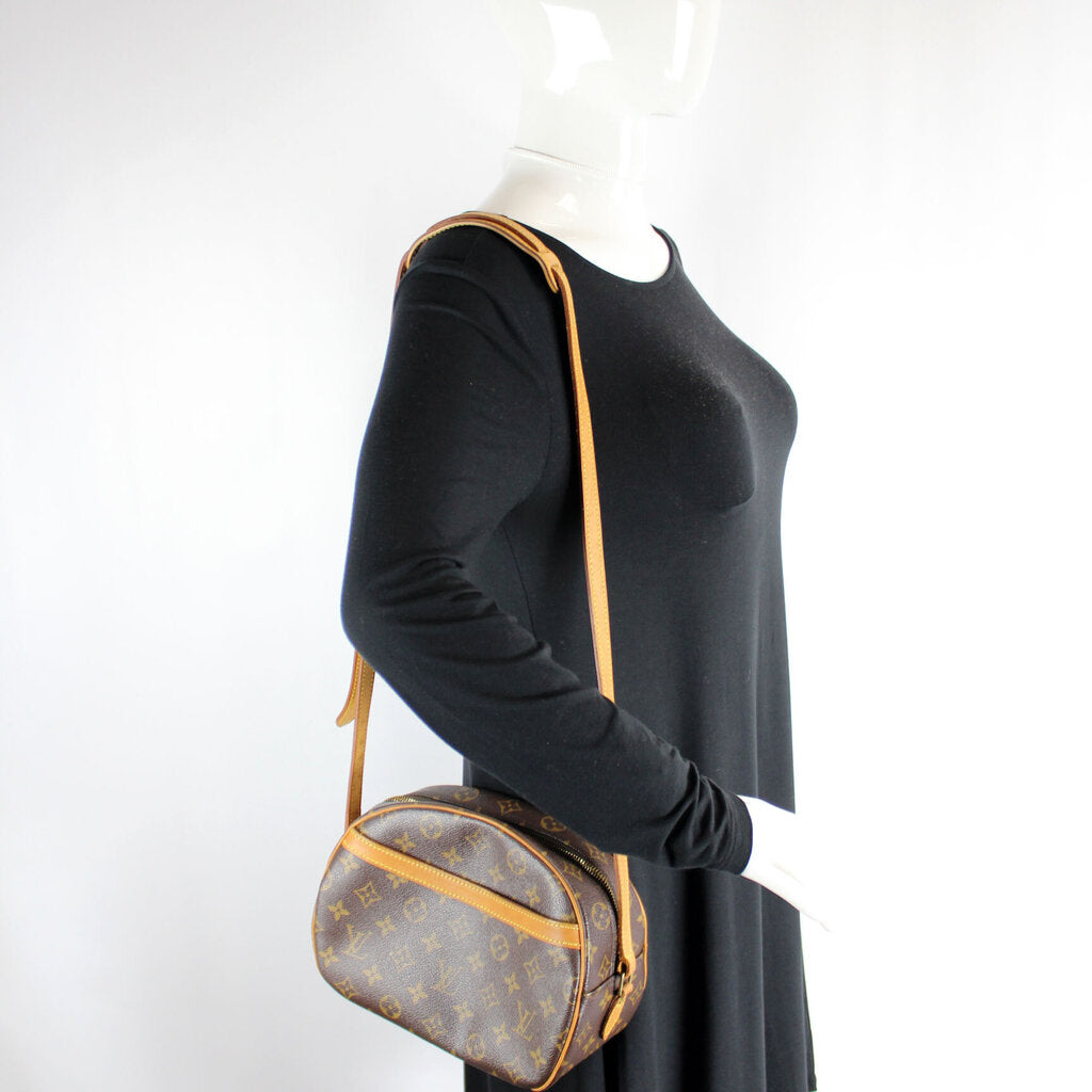 Blois Crossbody Monogram
