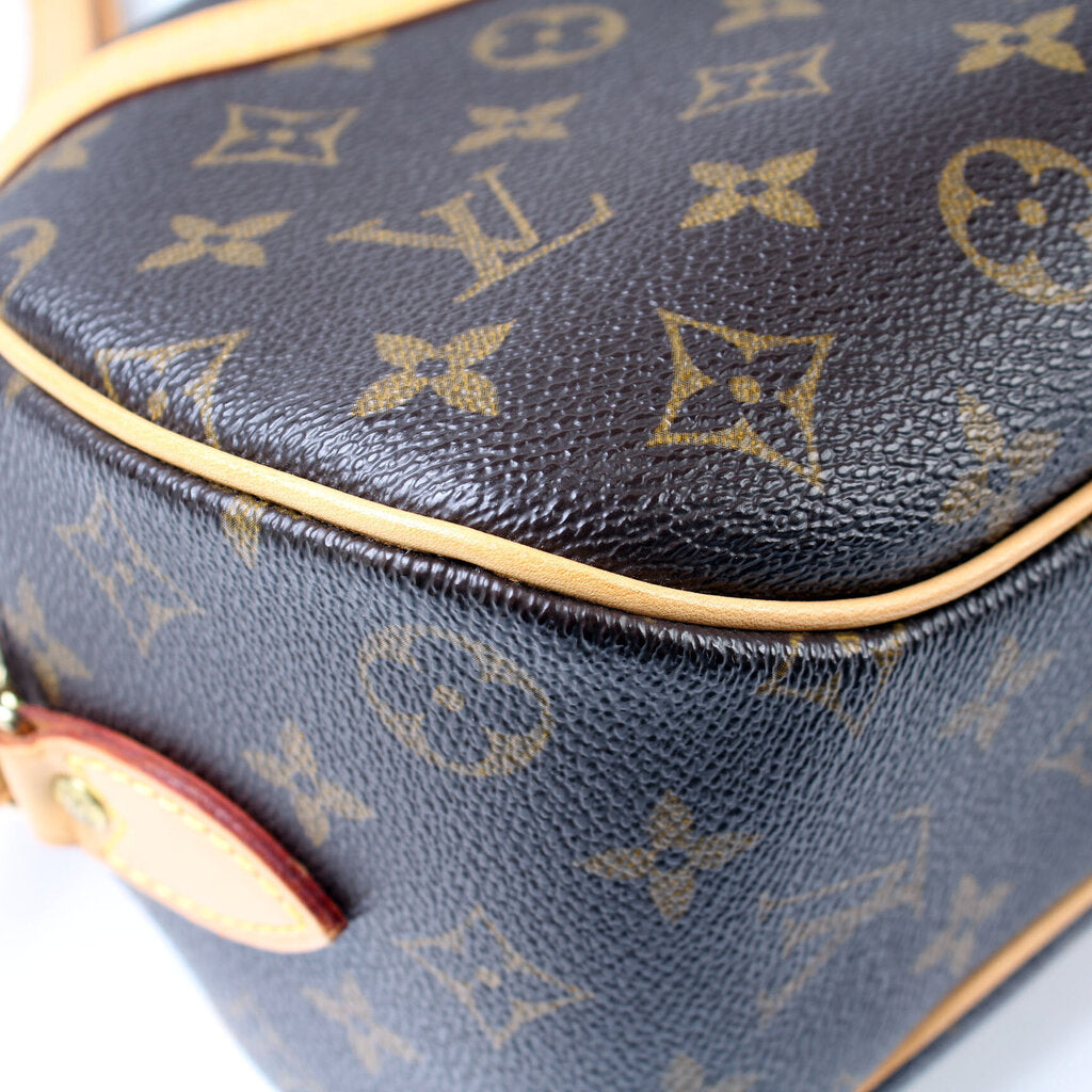 Blois Crossbody Monogram