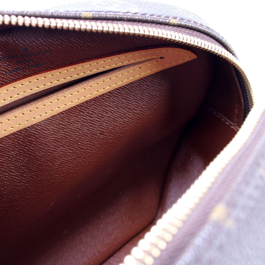 Blois Crossbody Monogram