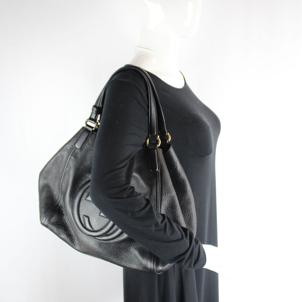 282309 Soho Leather Hobo Medium