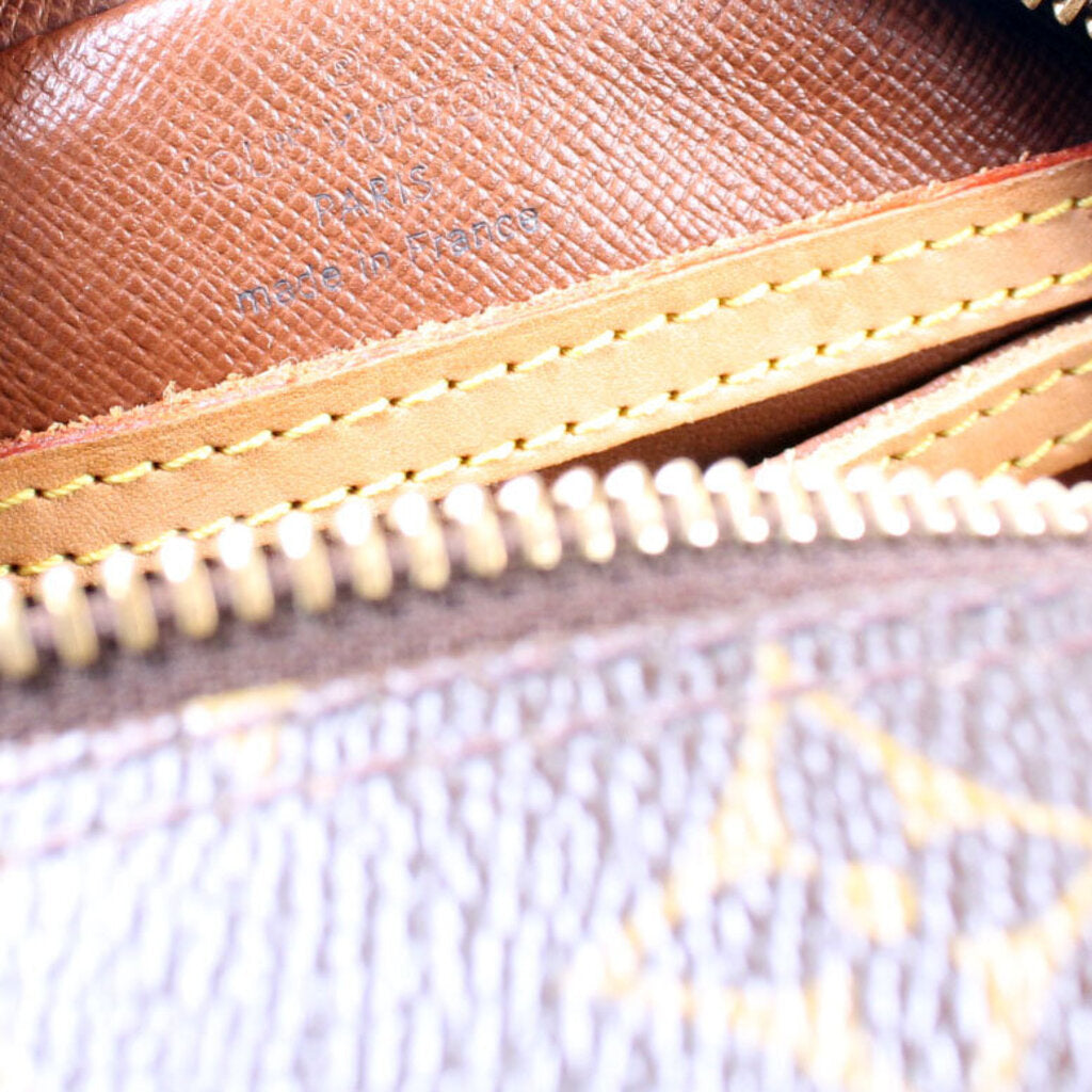 Blois Crossbody Monogram