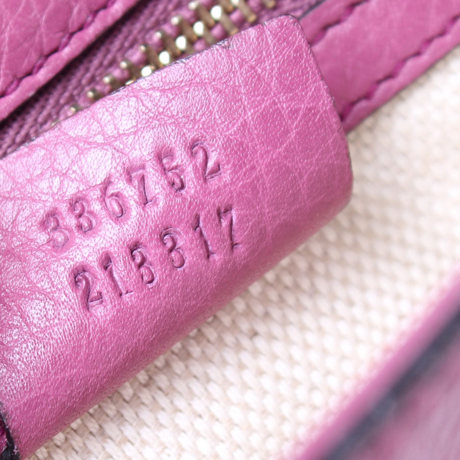 336752 Soho Chain Crossbody Medium