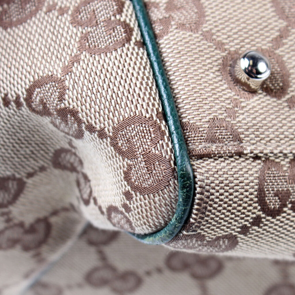 145758 GG Canvas Medium Tote
