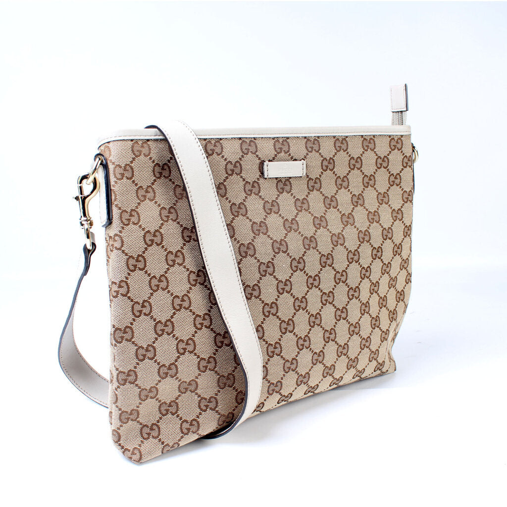 388924 GG Canvas Crossbody