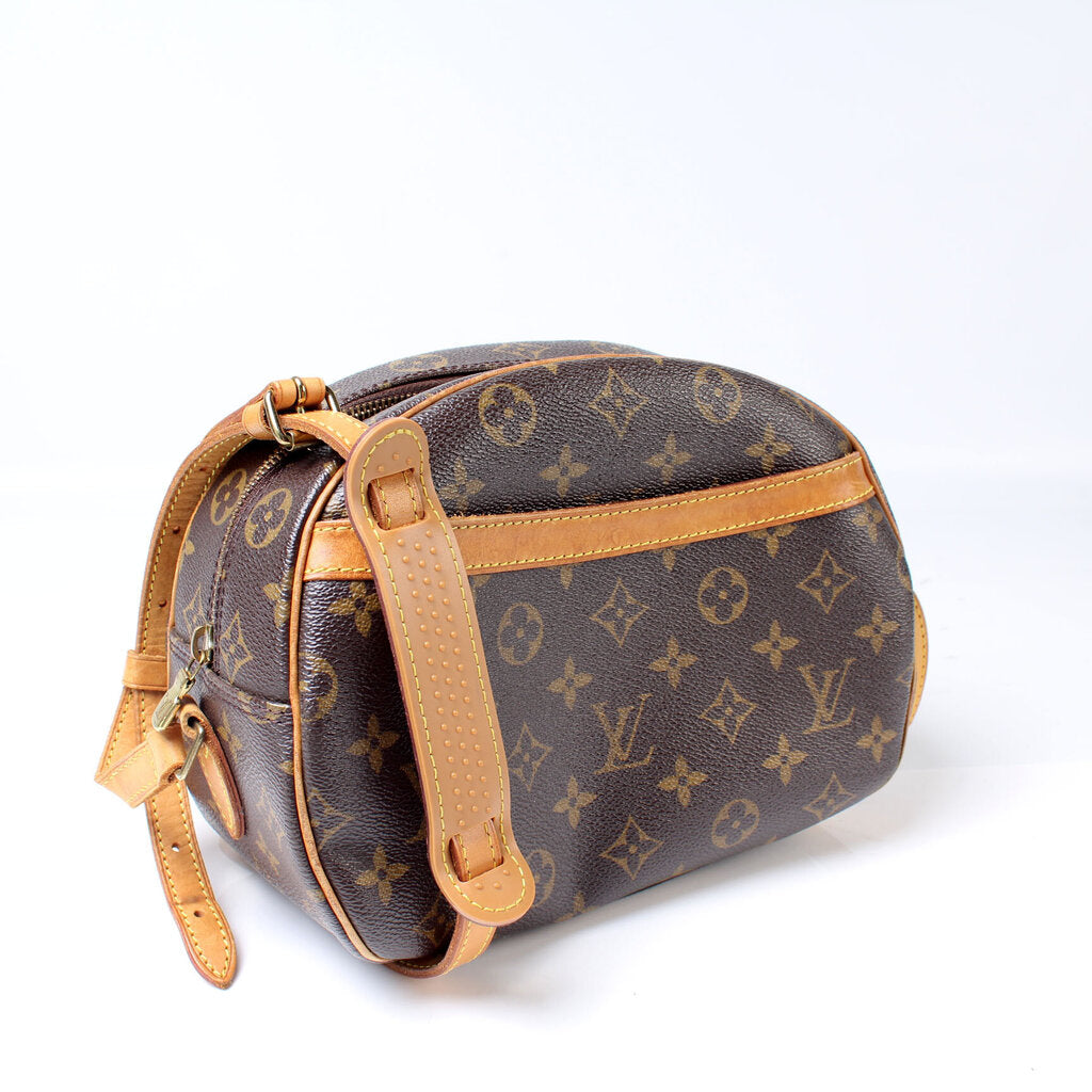 Blois Crossbody Monogram