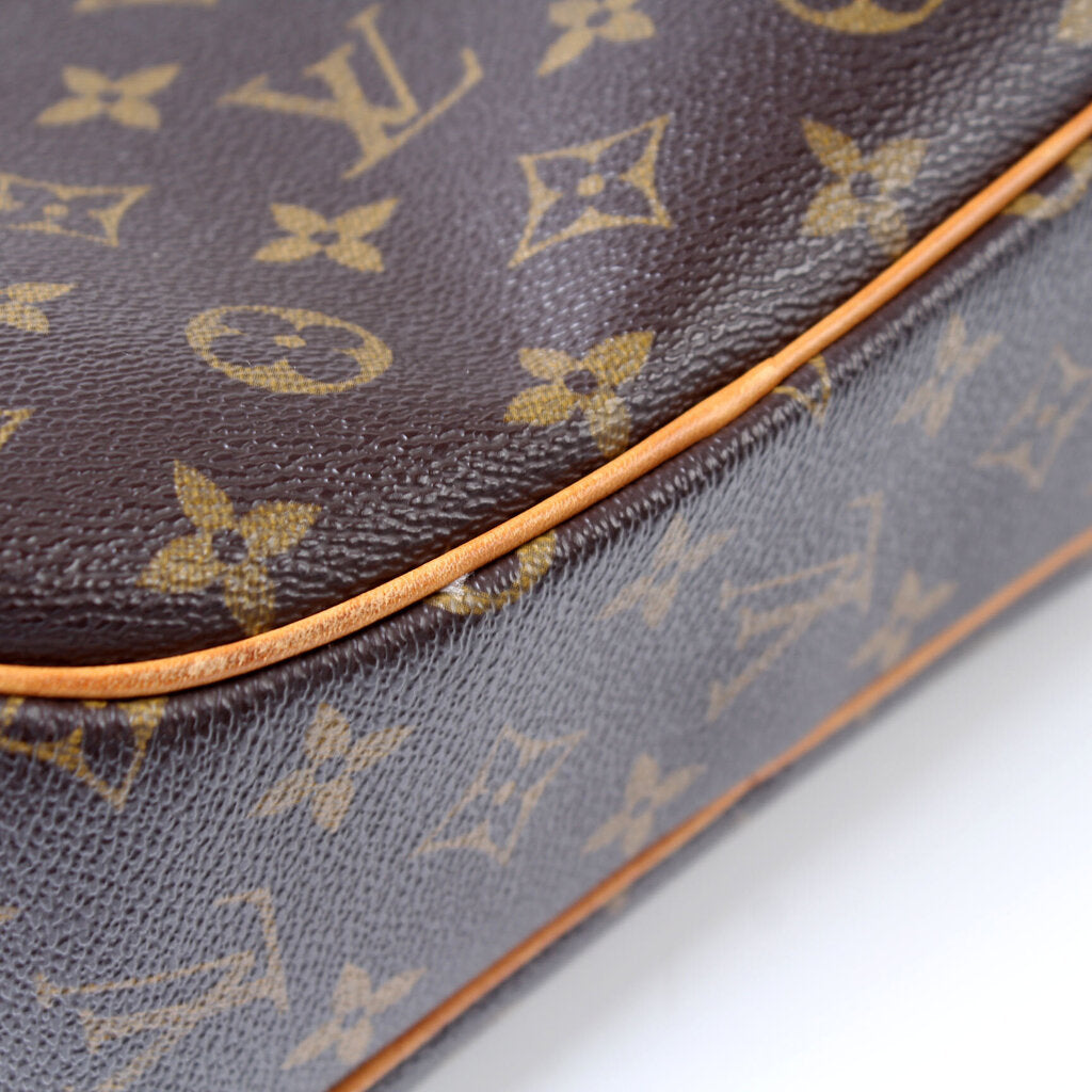 Blois Crossbody Monogram