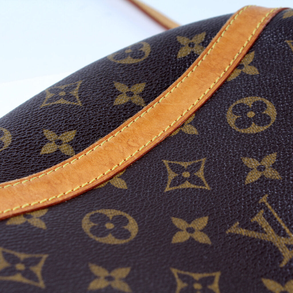 Blois Crossbody Monogram