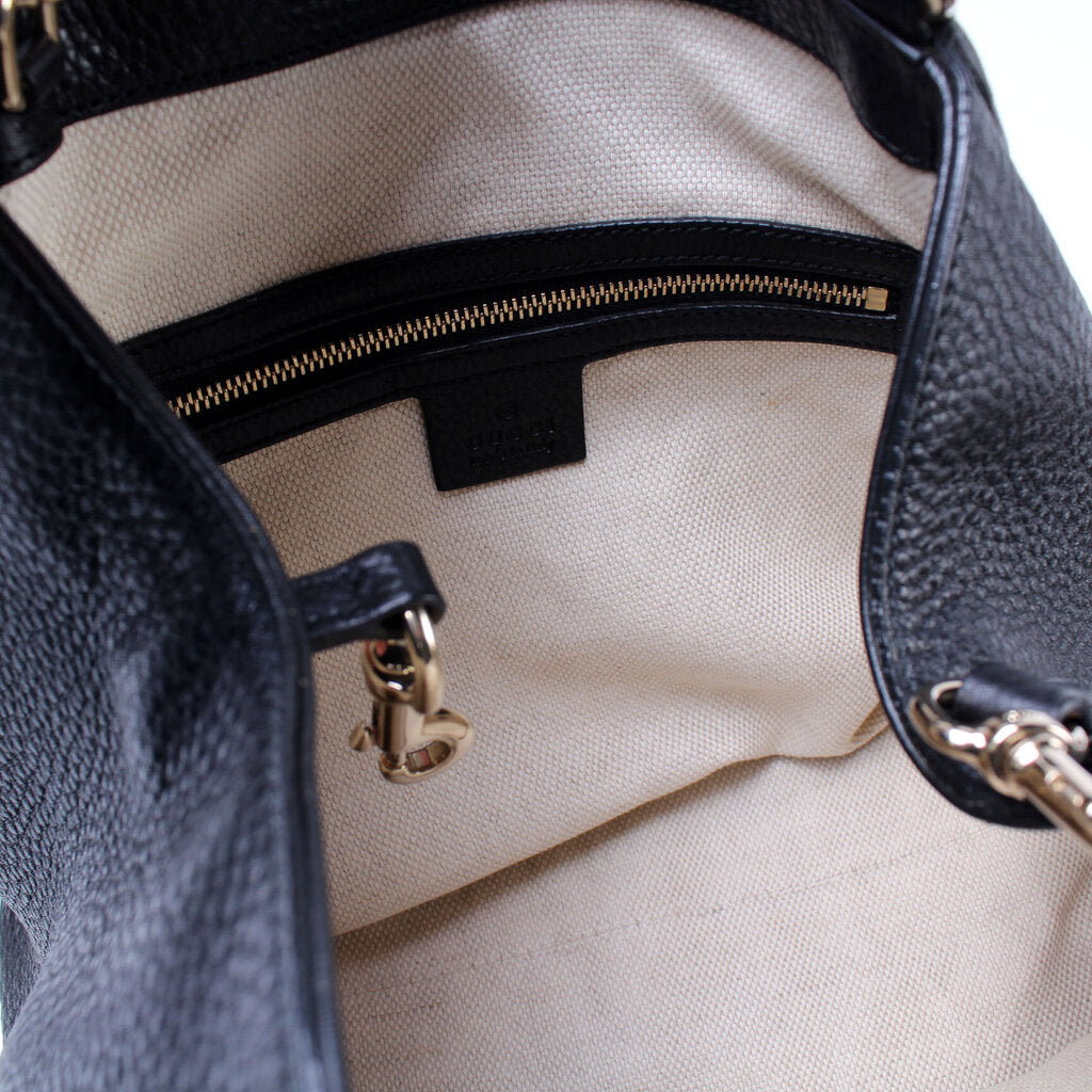 336751 Soho Leather Shoulder Bag Black